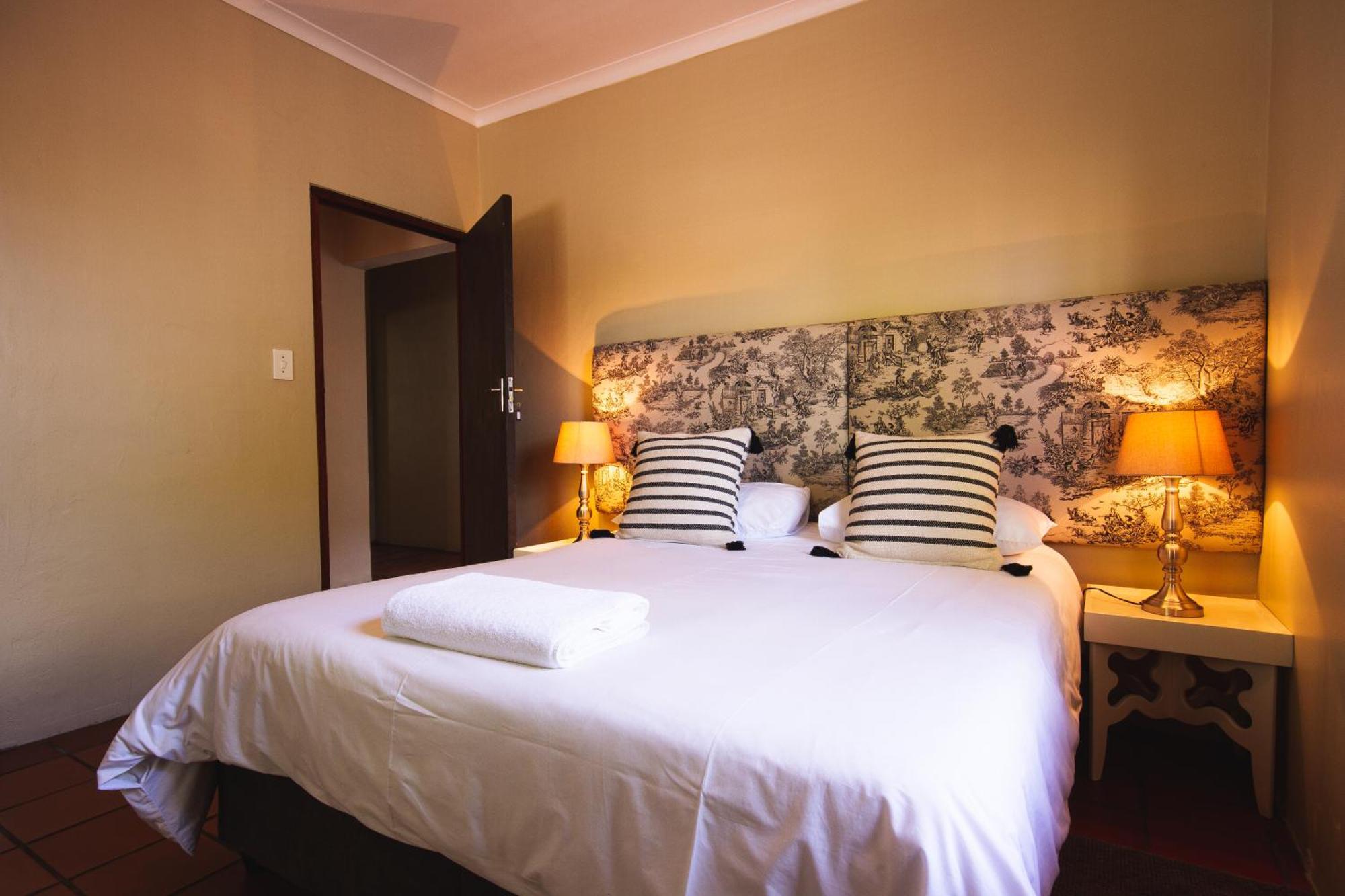 Вилла Swellendam Self Catering Номер фото